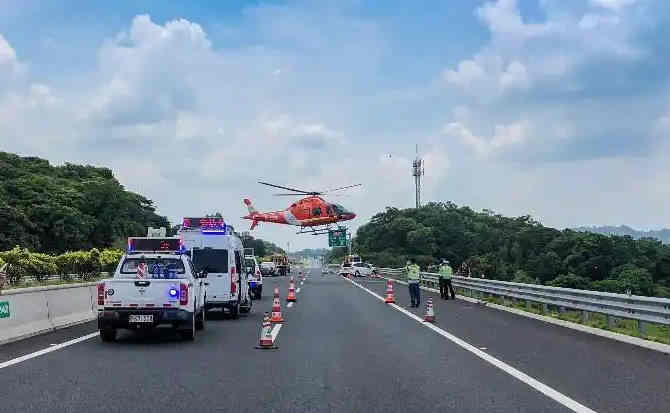 铜仁高速公路汽车救援案例