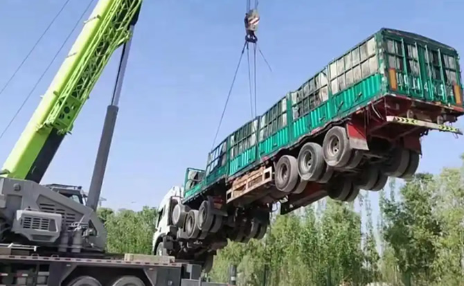 铜仁道路脱困救援案例